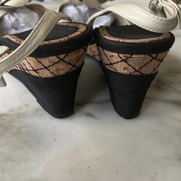 Chanel sandals - Picture 8 of 10